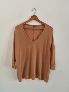Tezenis bluzka lyocell M 38 ciepły beż dekolt w kształcie litery V