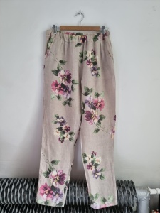 Lniane spodnie w kwiaty  L  floral len beżowe 