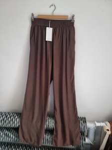 Michelle Keegan wiskozowe czekoladowe spodnie L  / XL