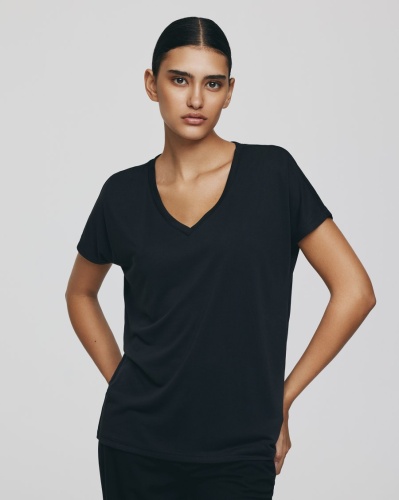 msch-copenhagen-mschfenya-modal-v-neck-tee_900x1126c.jpg