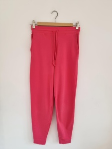 Spodnie dresowe malinowe M 38 M&S marks and spencer 10 long  różowe dresy