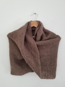 Wełniany orzechowy komin 